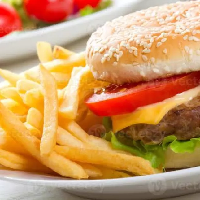 Hamburguesa de arrachera con papas