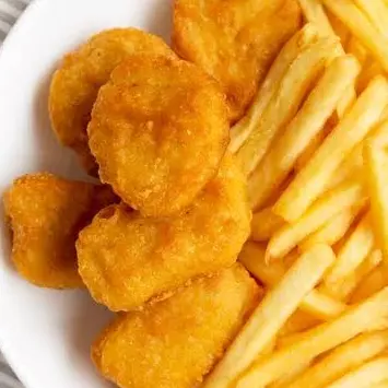 NUGGETS CON PAPAS