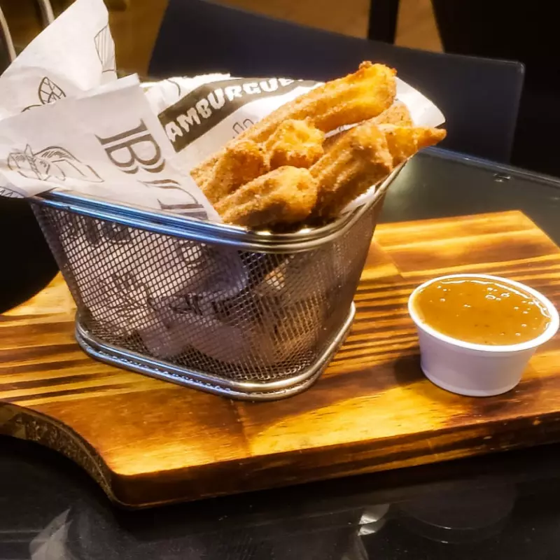 CHURROS COM DOCE DE LEITE