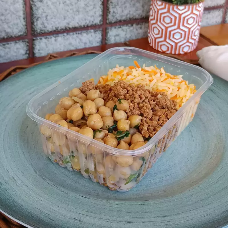 Carne moida com grão de bico