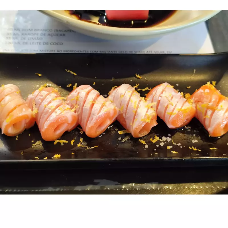Sashimi Barriga de Salmão 6 un