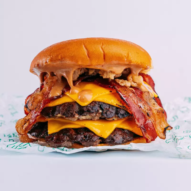 Crispy Onion + Papas fritas