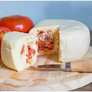 Queijo Trufado Tomate Seco 300g