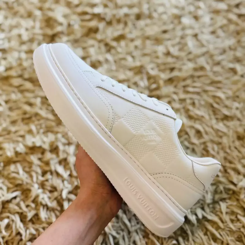 TENIS LOUIS VUITTON ALL WHITE