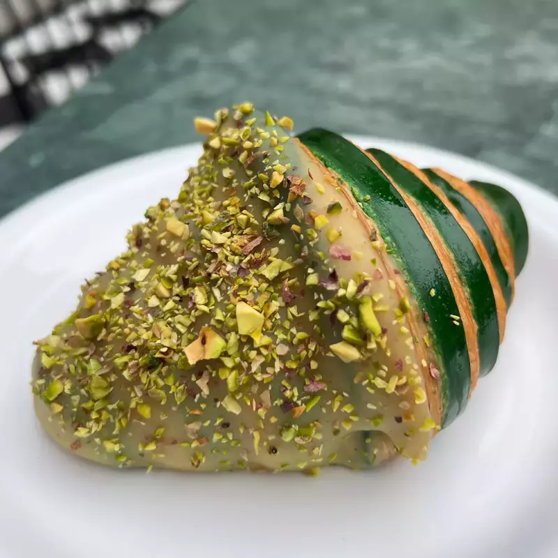 Croissant relleno de Pistacho