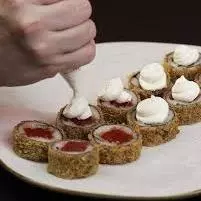 HOT ROLL ROMEU e JULIETA 10 Unidades