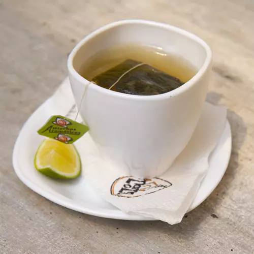 AGUA AROMÁTICA