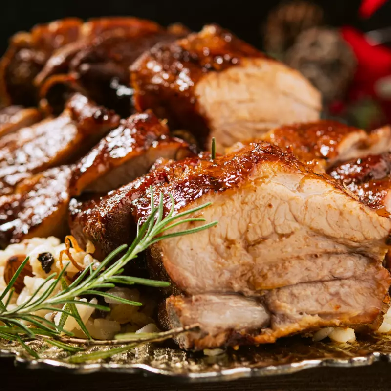 Costilla Glaseada en miel y CamuCamu