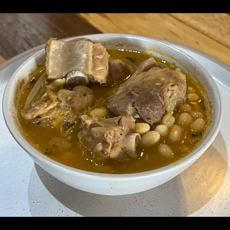 Frijol Costilla Cerdo / Beans Pork