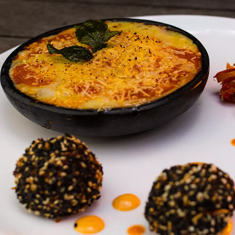 Tongue Marquise of Ahumada-Style