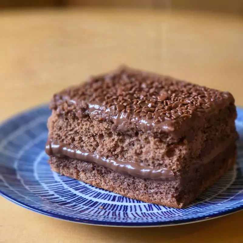 Wrapped Cake - Brigadeiro