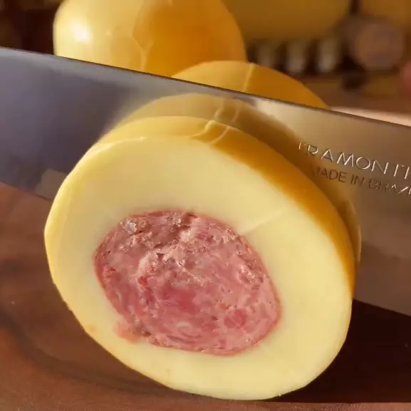 Provolone defumado c/ lombinho ±500g