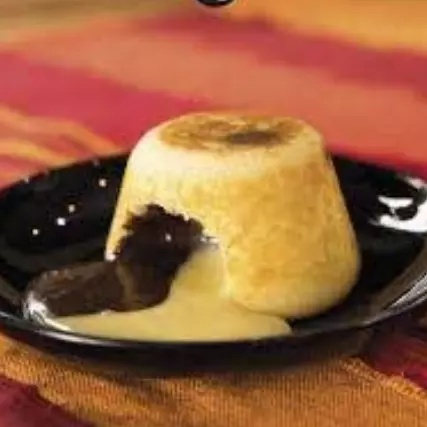 Petit Gateau Leitinho e Chocolate Mr Bey