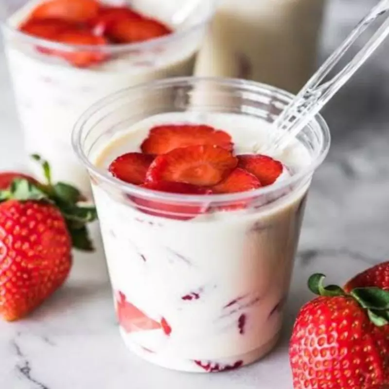 FRESAS CON CREMA