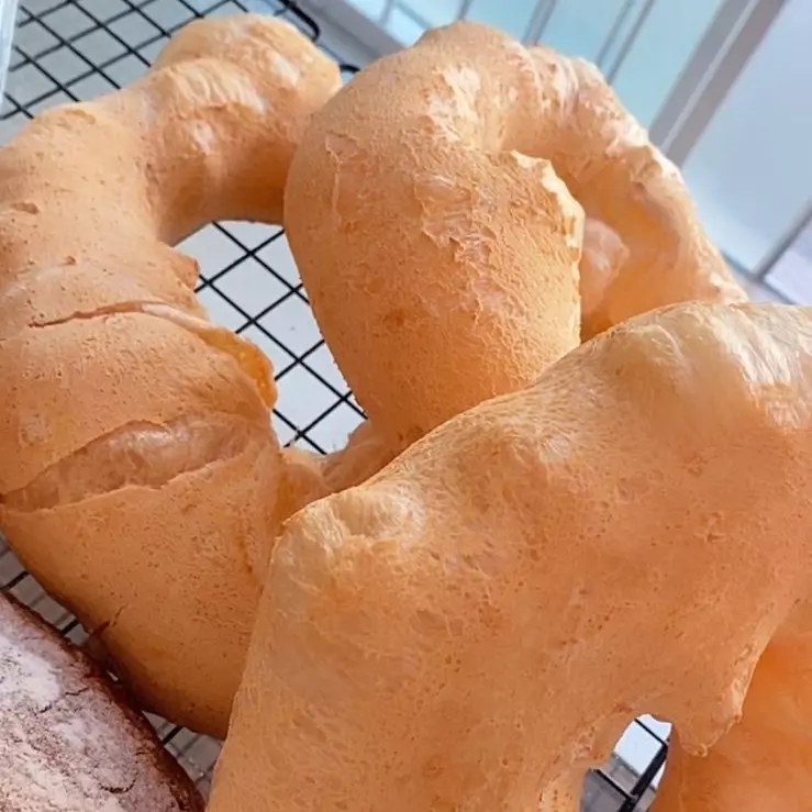 Rosca com queijo parmesão