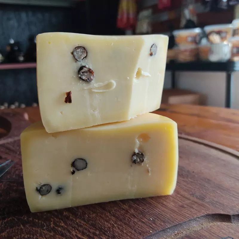 Taiada - Queijo com Formiga