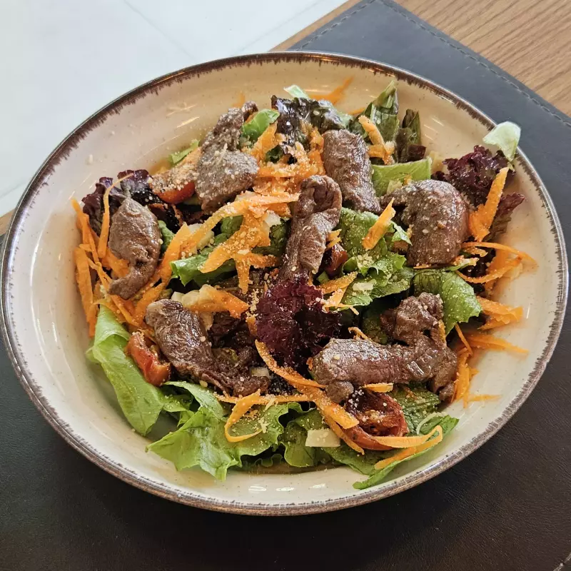 Salada de filé