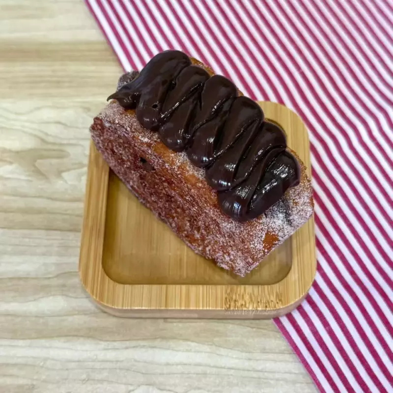 Rabanada Recheada - Brigadeiro