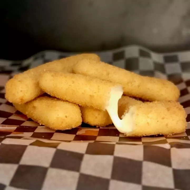 Bastones de muzarella