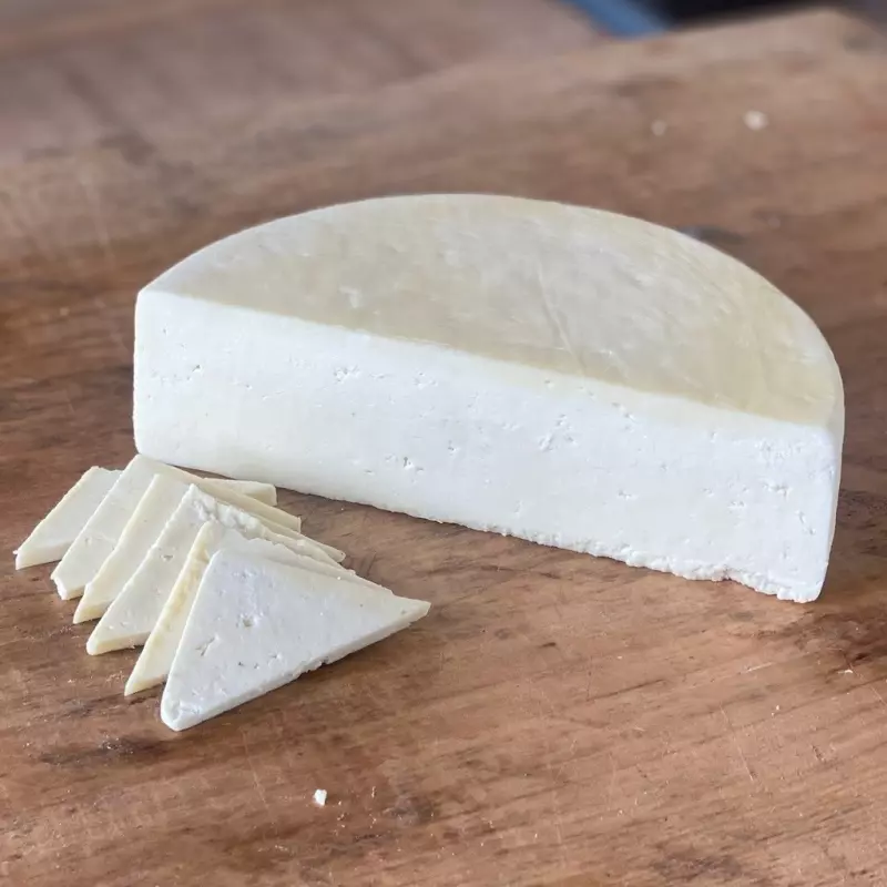 Queijo Canastra Meia Cura