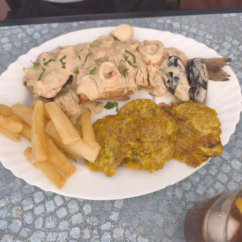 Pescado a lo macho