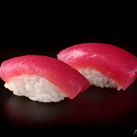 4 Peças de Niguiri de Atum