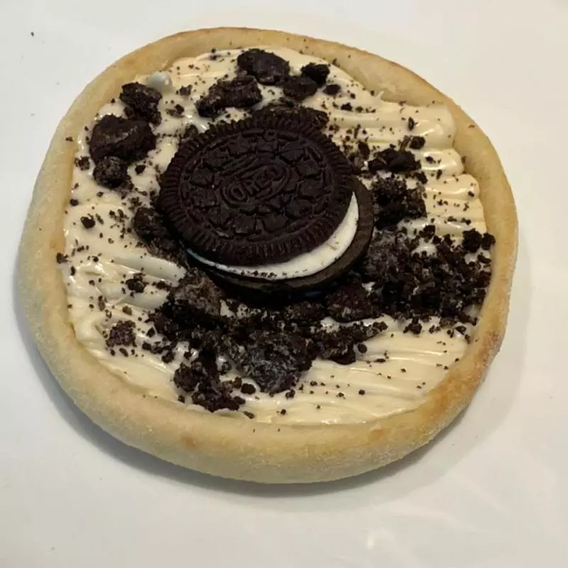 Chocolate branco com oreo