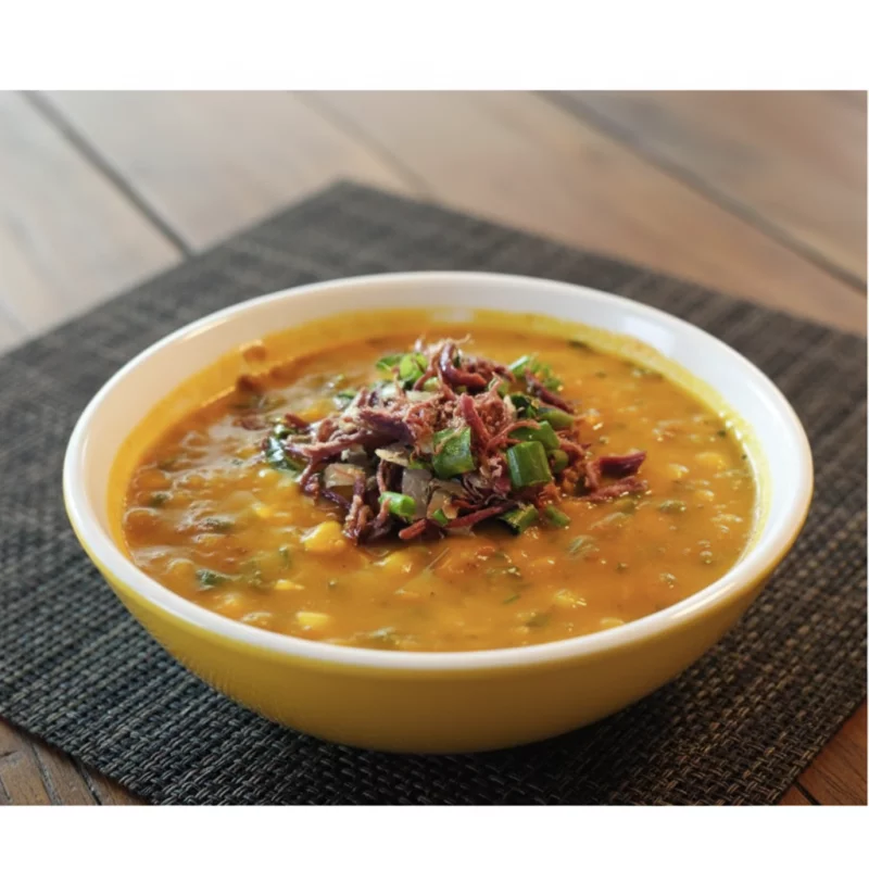 CALDO DE MANDIOCA COM CARNE-SECA