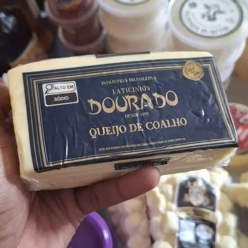 QUEIJO DE COALHO EM BARRA 400G