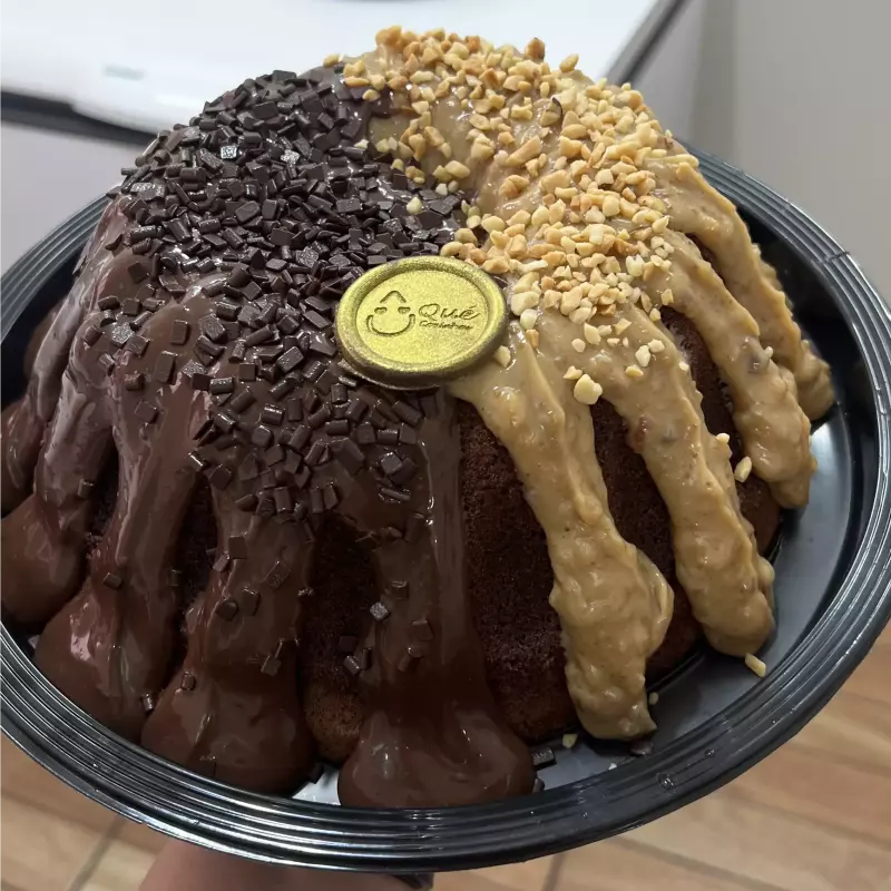 Bolo Choco Brigadeiro e Amendoim