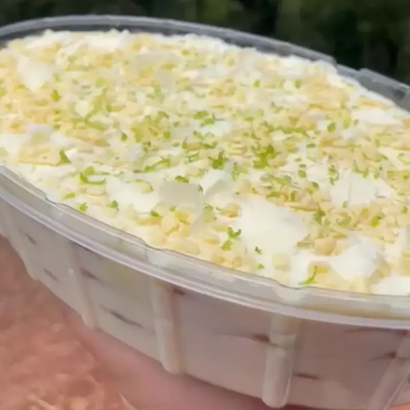 PAVÊ DE LIMÃO E CHOCOLATE BRANCO.