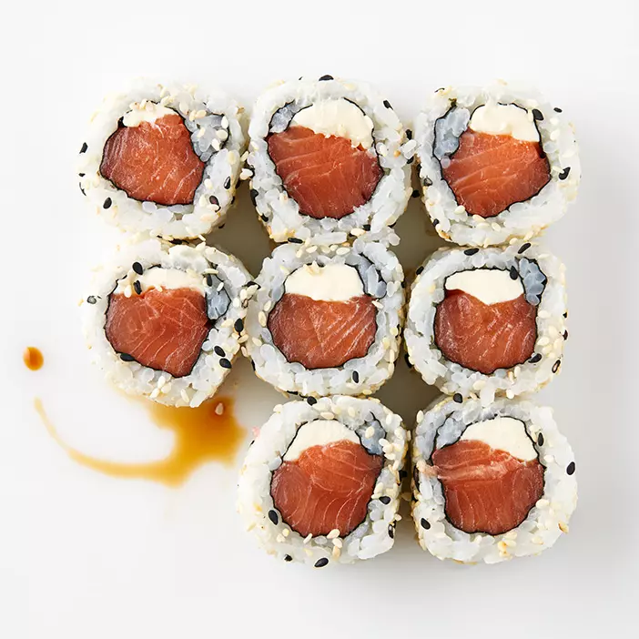 URAMAKI PHILADELPHIA