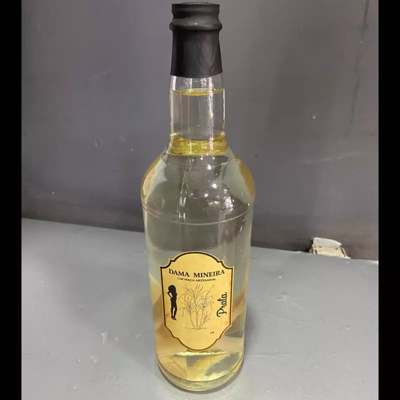 Cachaça Dama Mineira Prata Com Cana