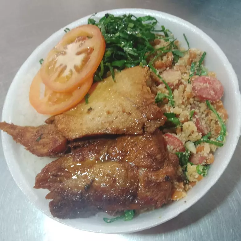 Costelinha C/ Tropeiro