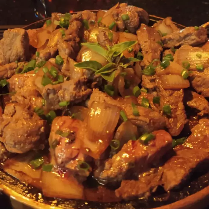 Iscas de Alcatra Acebolada