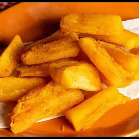 Macaxeira frita
