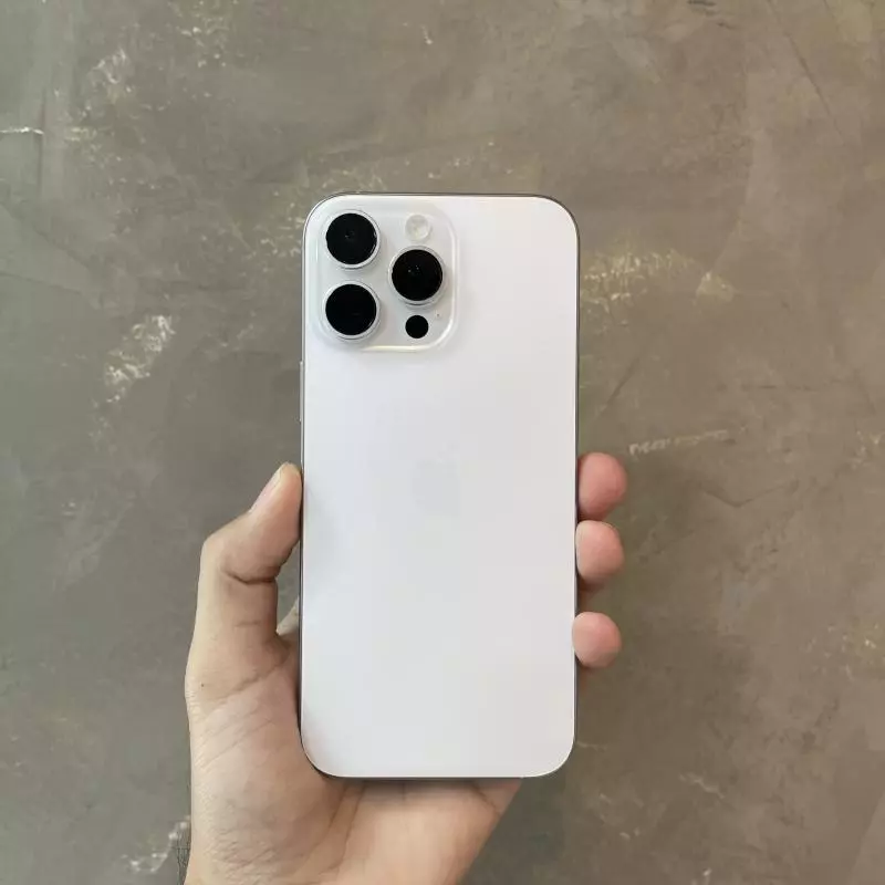 iPhone 16 Pro Max 256Gb