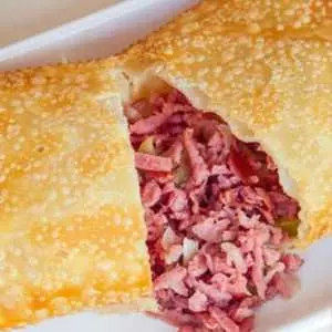 Pastel De Calabresa Com Purê