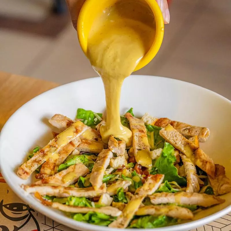 Ensalada Cesar con Pollo