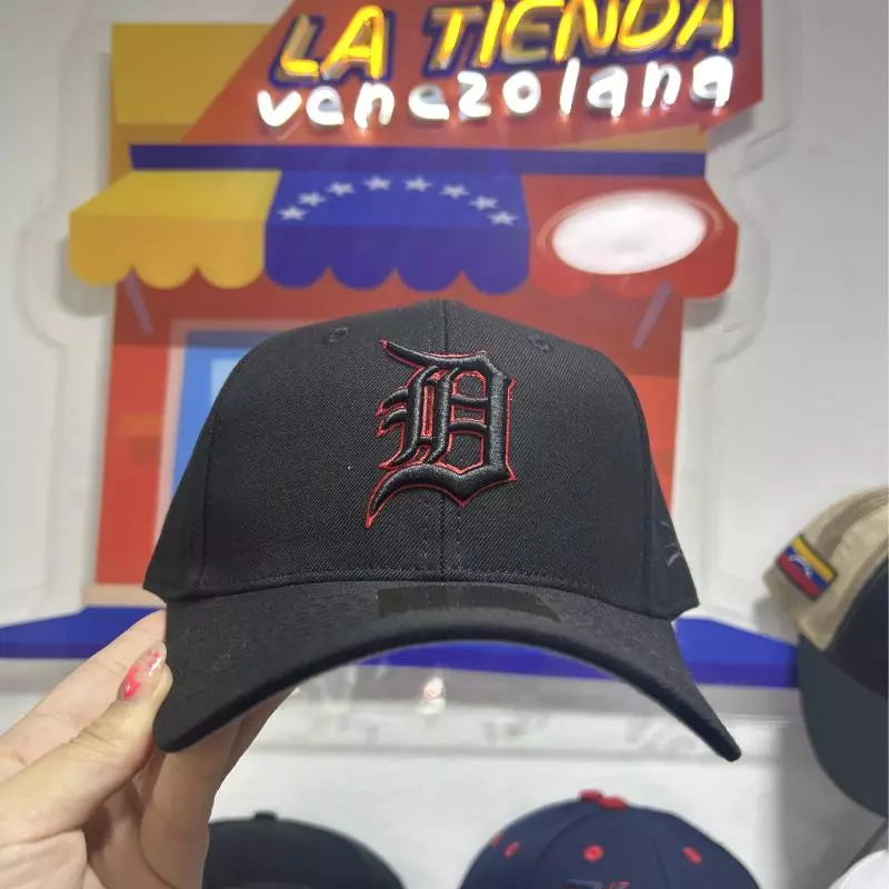 Gorra Detroit curva