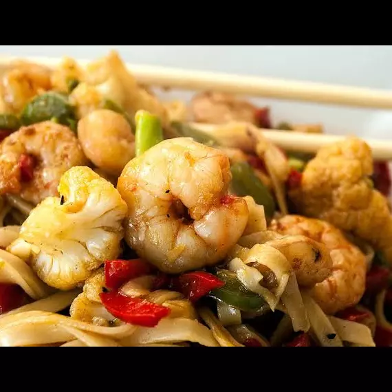 Yakisoba Camarão (400 grs)