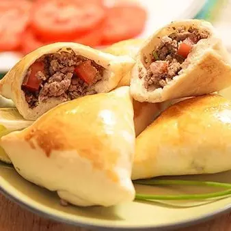 Esfiha Fechada Carne