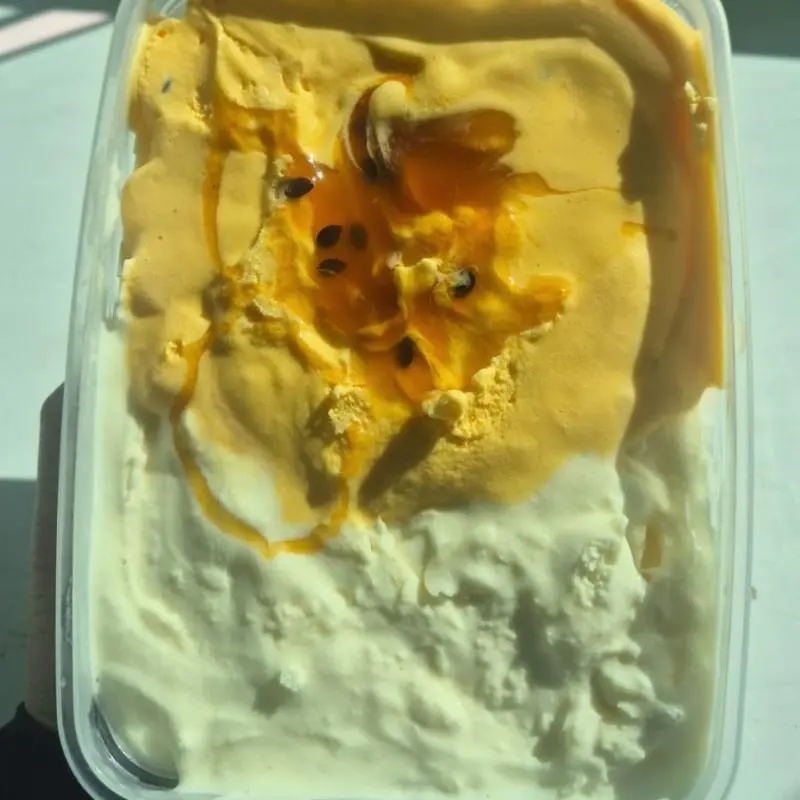 Sorvete de 1 litro Laka com Maracujá