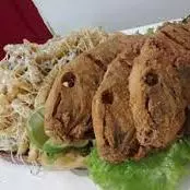 Peroá Inteiro com Fritas