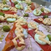 • Pizza palmitos con Jamón y Morrón