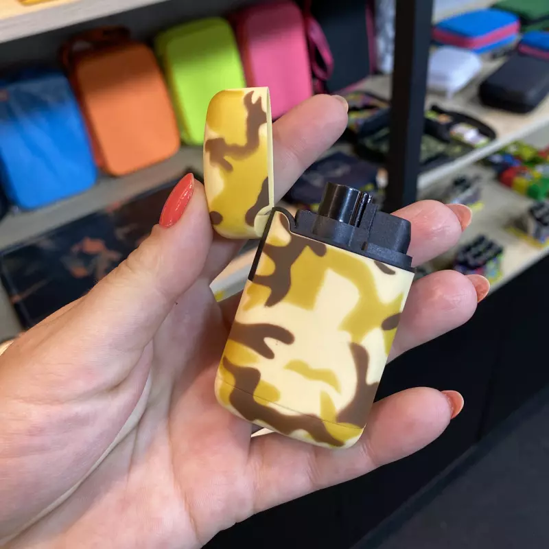 Maçarico camuflado Zengaz