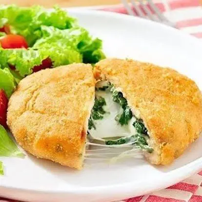 Polpetone de Frango ao Molho de Esp