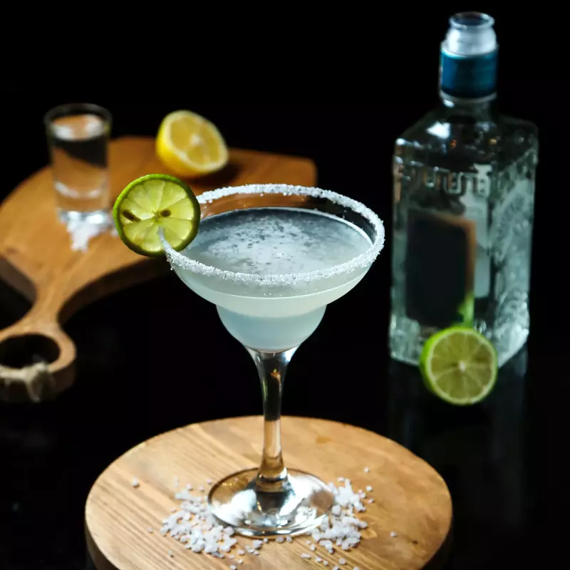 TEQUILA MARGARITA (happy hour)