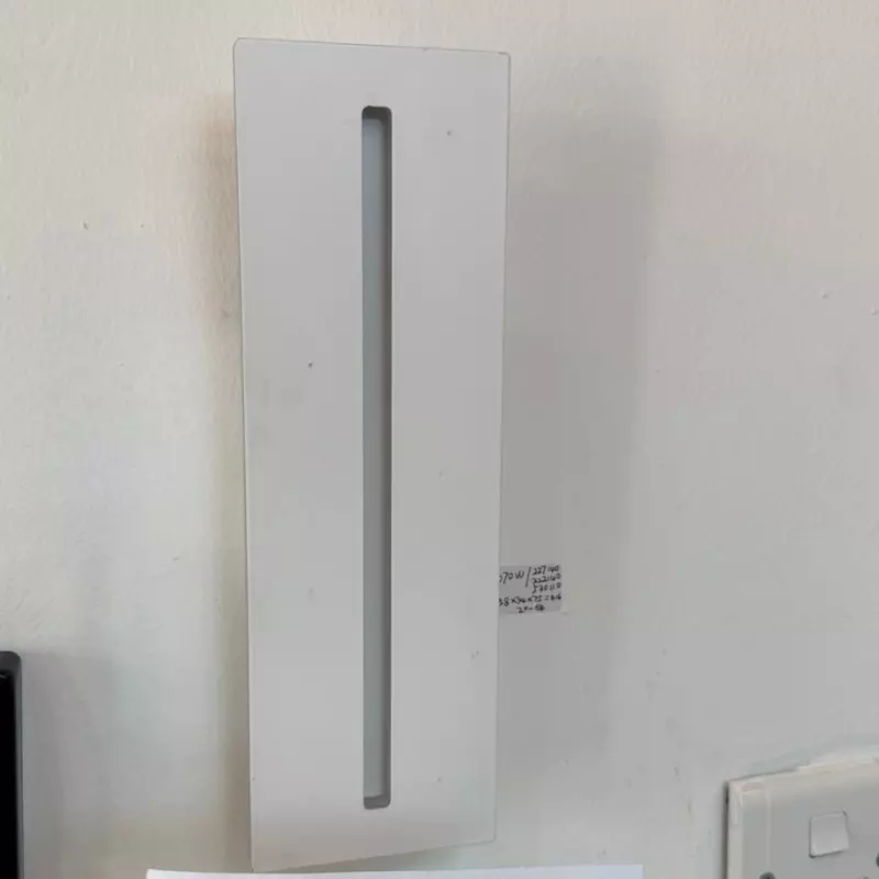 LÁMPARA REF 670W BLANCA