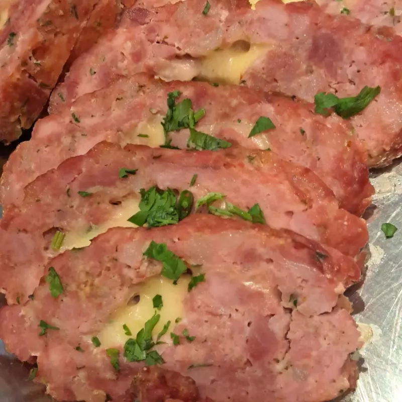 Rocambole de Linguiça (2 Fatias)(copy)